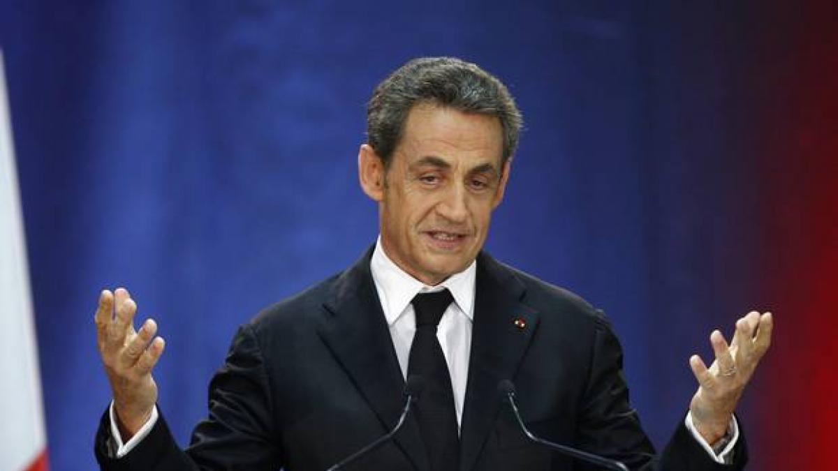 Nicolas Sarkozy to impose burkini ban across France if elected